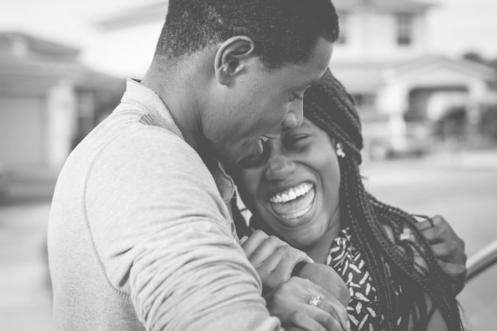 Um casal feliz.